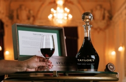 

Taylor’s anuncia el lanzamiento de VVOP - Very Very Old Port, el último de una serie limitada de exquisitos vinos de...