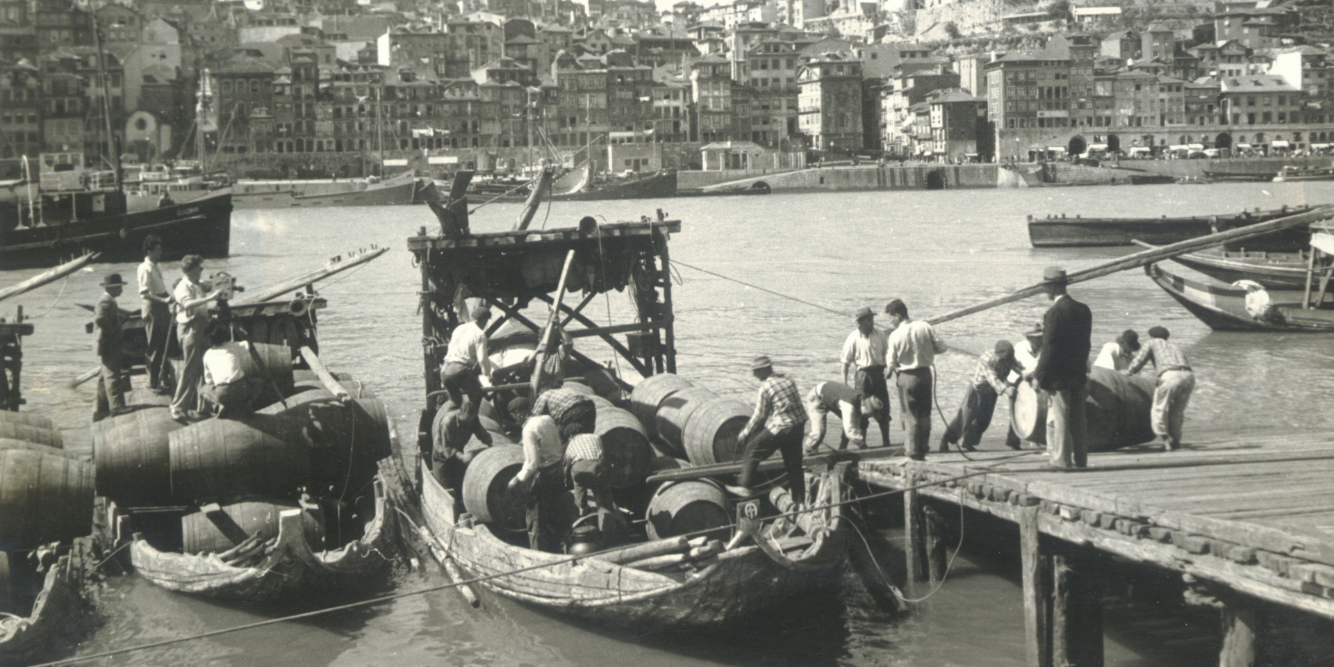 Unos años más tarde, una serie de hechos ayudaron al crecimiento de las exportaciones de vino portugués a Inglaterra. En 1667,...