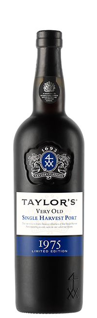 Taylor’s posee una de las más grandes reservas de vino de Oporto antiguo envejecido en barrica. Esta reserva incluye una...