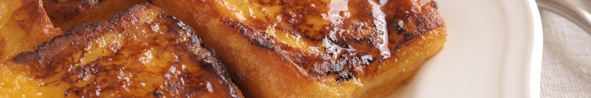 Essential at a Portuguese celebration, combining soft bread, spices and a touch of sweetness, this delicious French Toast transports us to happy,...